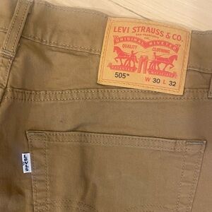 Levi Men's 505™ Regular Fit Stretch Jeans 30x32